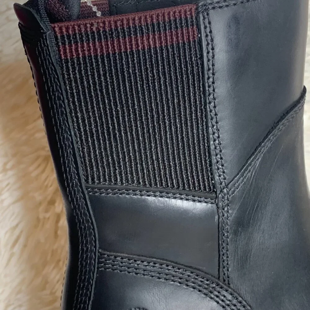 Timberland women’s‎ Malynn waterproof side up winter boots size 5.5